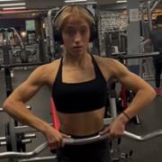 17 years old Fitness girl Shannon Workout muscles