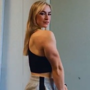 19 years old Fitness girl Ronja Flexing triceps