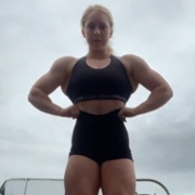 18 years old Fitness girl Caitlin Posing