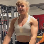 19 years old Fitness girls AnabelMaria Workout muscles