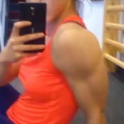 16 years old Fitness girl Tifani Triceps