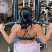 18 years old Fitness girl Isabella Back workout
