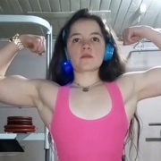17 years old Fitness girl Samara Flexing biceps