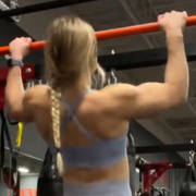 17 years old Fitness girl Caraline Pull ups