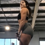 18 years old Fitness girl Elli Triceps workout