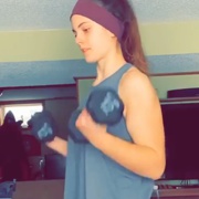 16 years old Powerlifter Maddie Workout muscles