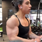 19 years old Fitness girl Rosario Biceps curls