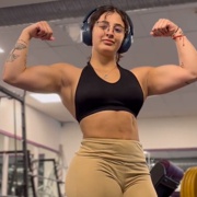 17 years old Fitness girl Cris Flexing biceps