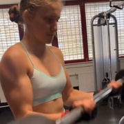 18 years old Fitness girls AnabelMaria Biceps curls